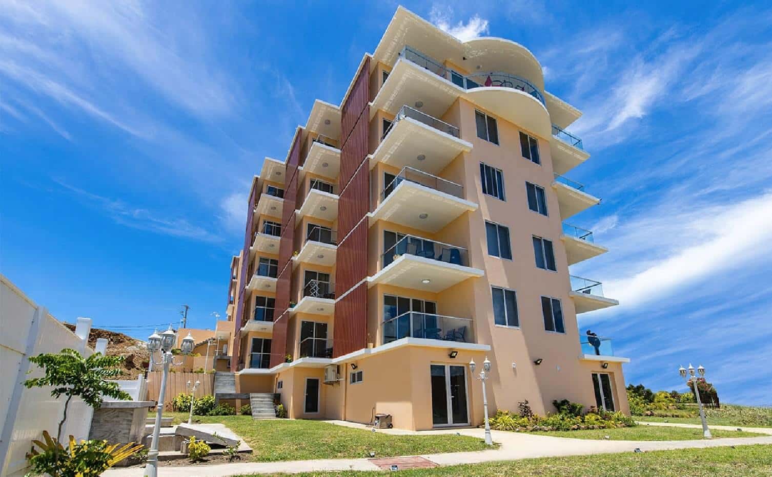 Share and apartments in a full ownership in a residential complex near the university 2