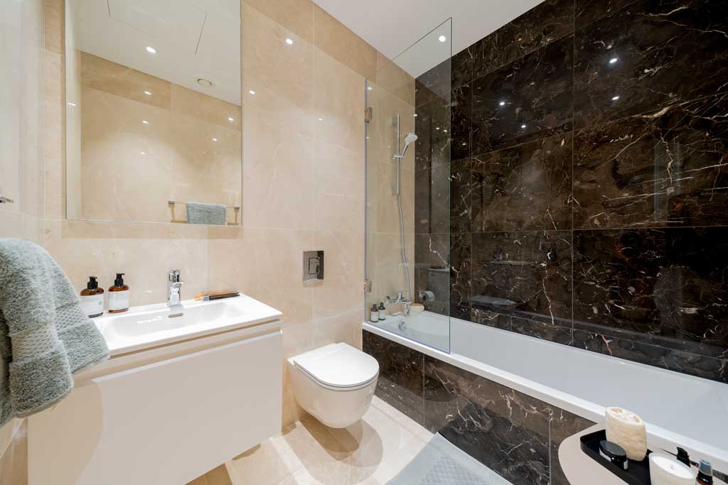 Modern tower with magnificent sea views and its own territory 18