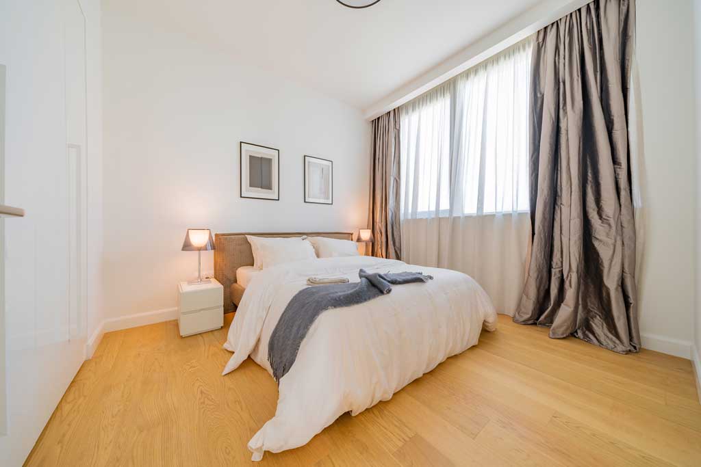 Modern tower with magnificent sea views and its own territory 19