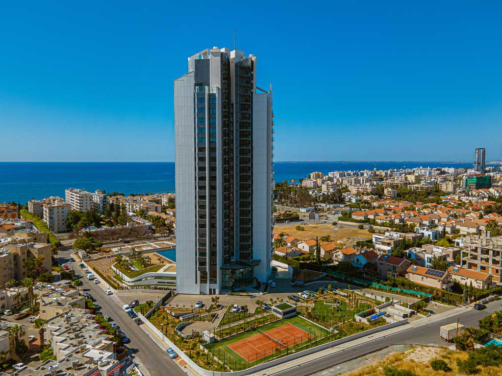 Modern tower with magnificent sea views and its own territory 2