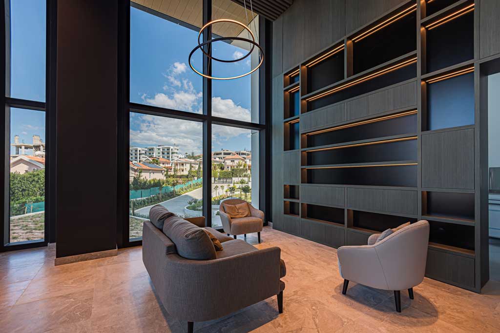 Modern tower with magnificent sea views and its own territory 11