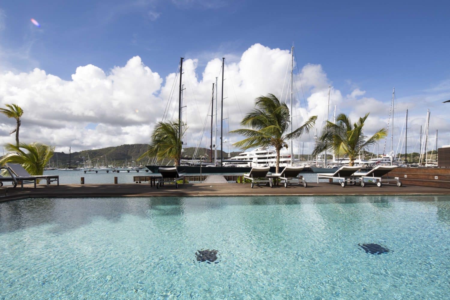 Share and full ownership of apartments in a hotel complex with a private beach 4