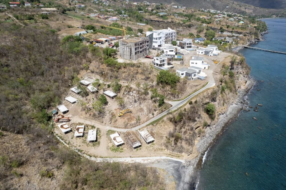 Share in a resort on the coast of Dominica managed by Hilton 16