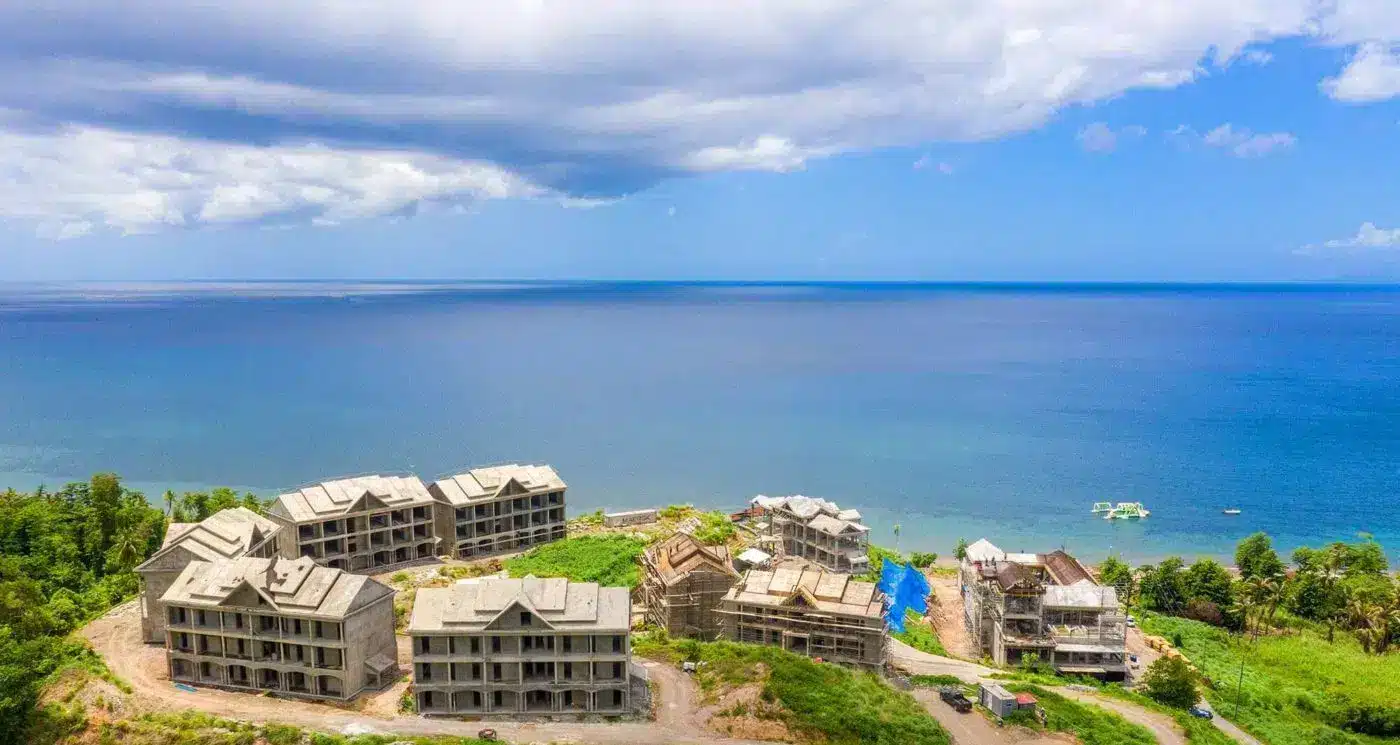 Share and full ownership in a five-star resort managed by Autograph Collections (premium branded by Marriott) 9