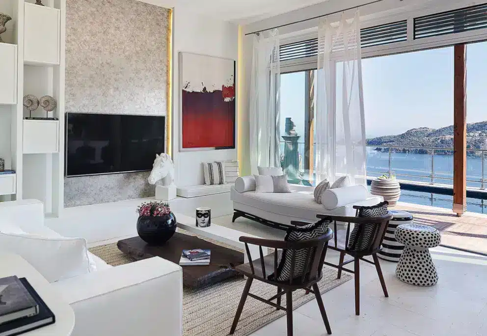 Villa in a residential complex with a private beach 1