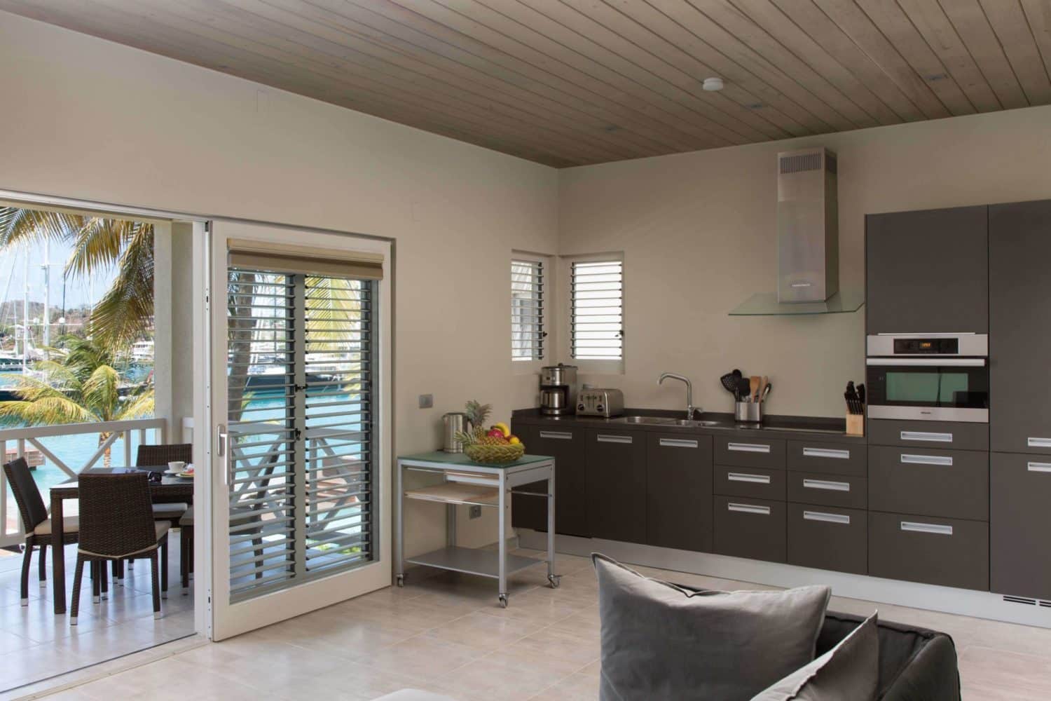 Share and full ownership of apartments in a hotel complex with a private beach 15