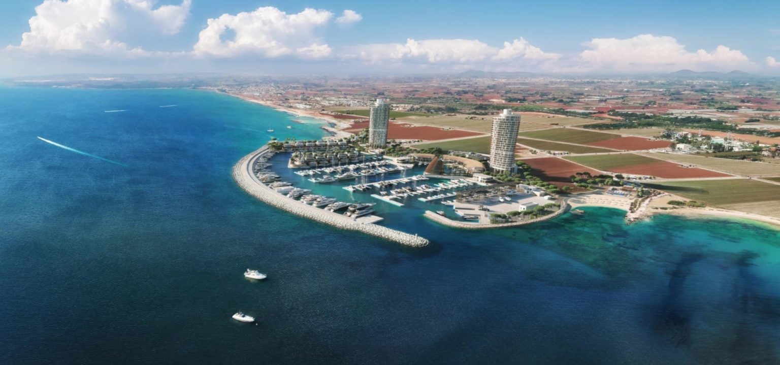 Apartments and villas in a unique complex with infrastructure and a marina 3