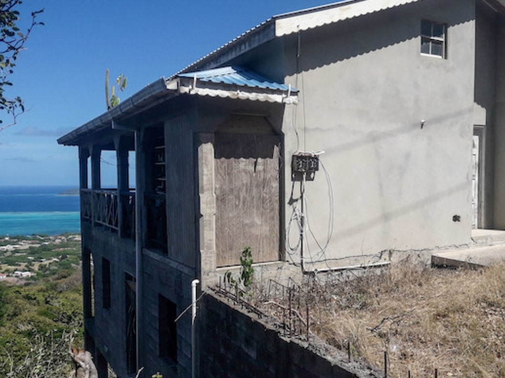 Duplex ocean view house on Carriacou island 2