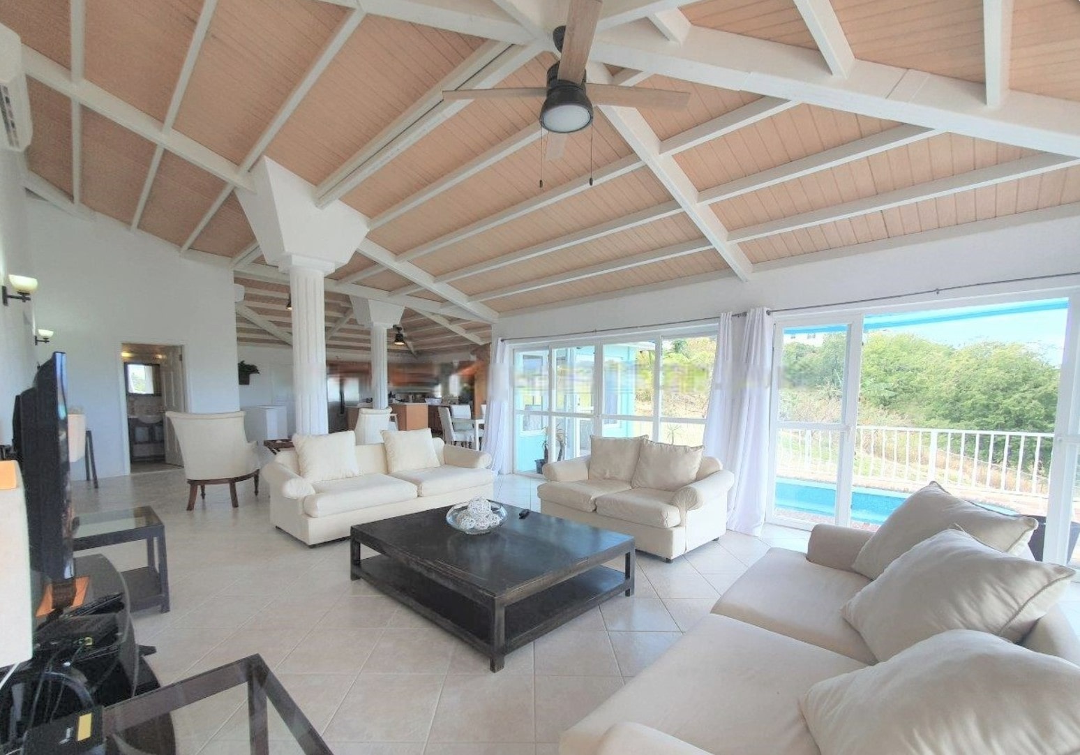 Two-level villa with a pool on the coast of the island of Antigua 11