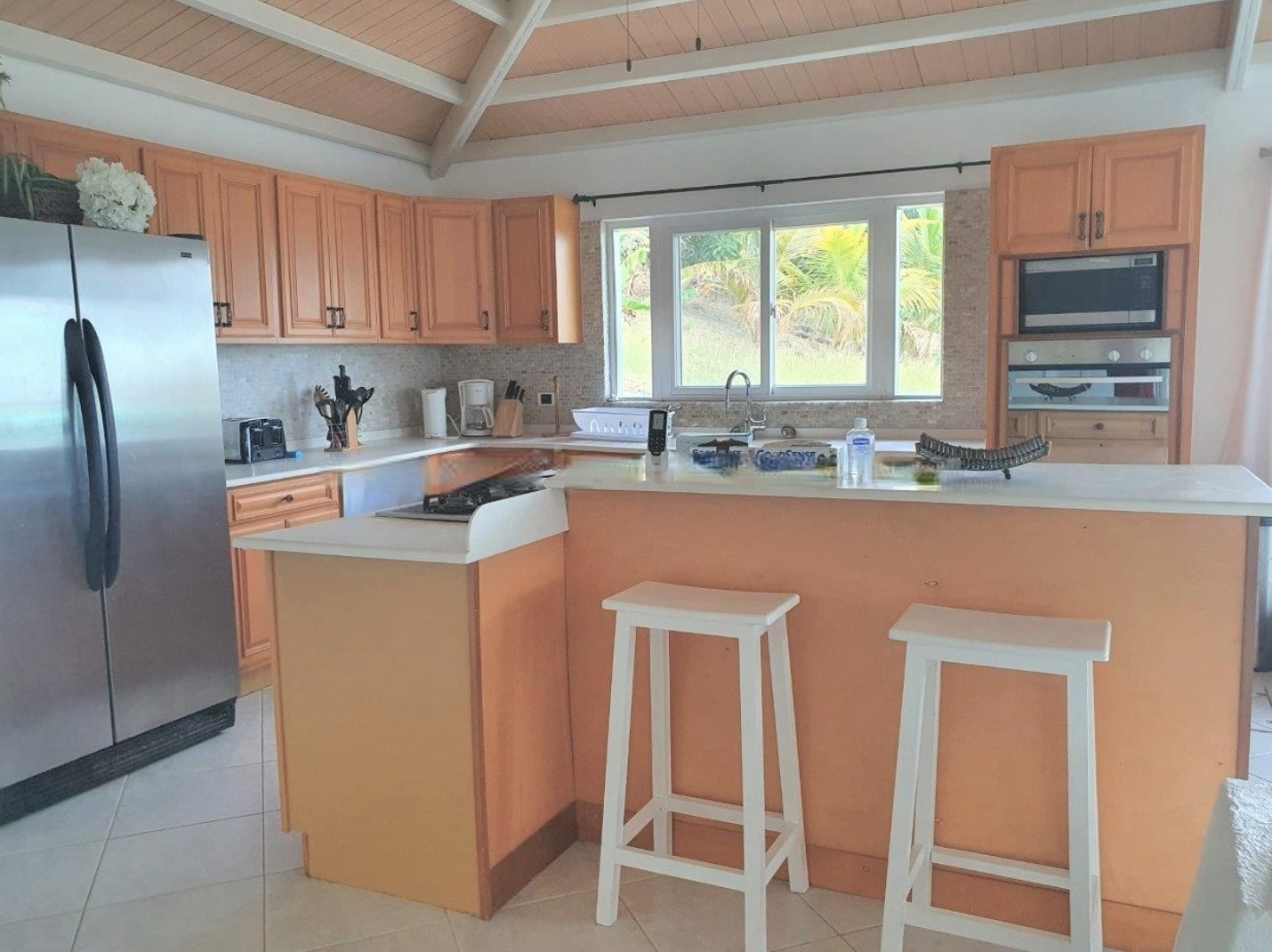 Two-level villa with a pool on the coast of the island of Antigua 17