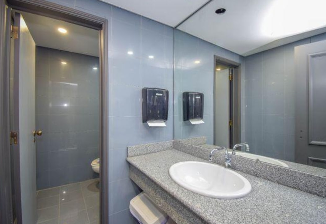 Office space in a prestigious area of Lisbon 16
