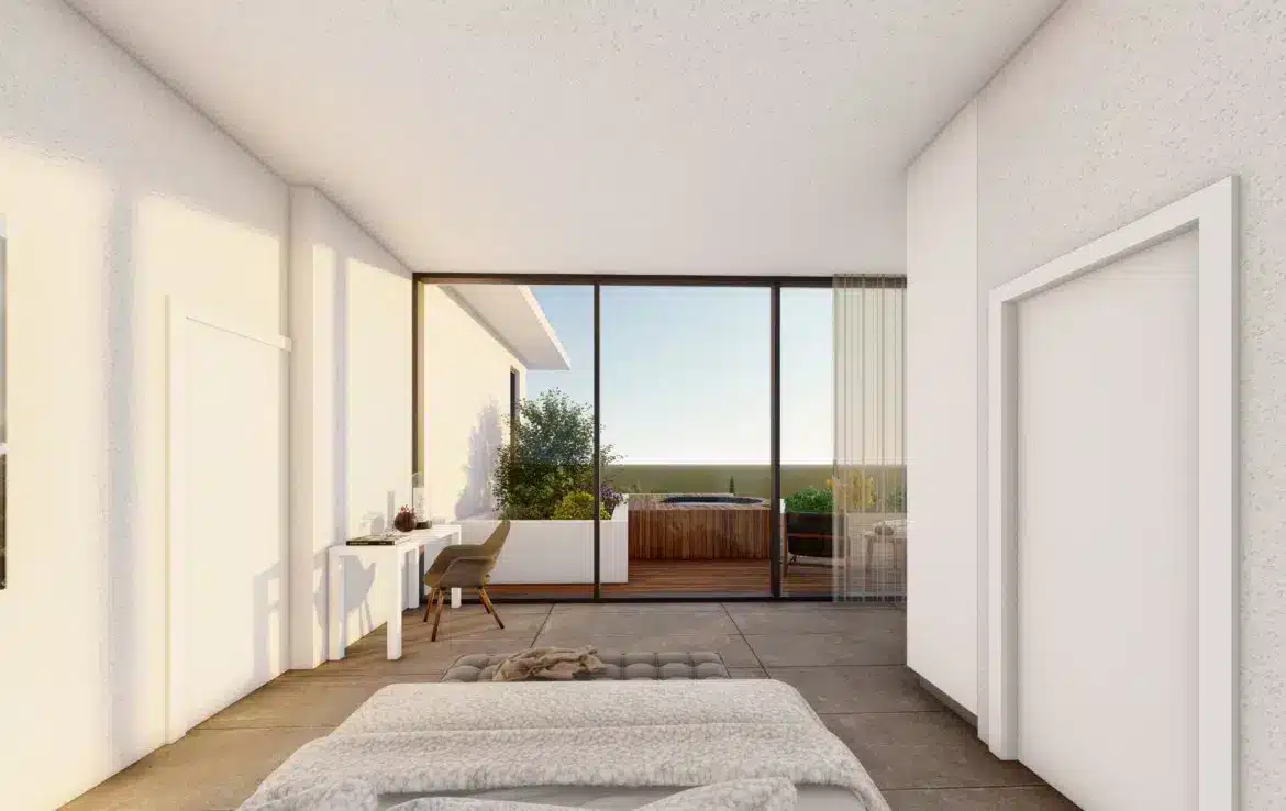 Two-level villa with a large plot on the second coastline 13