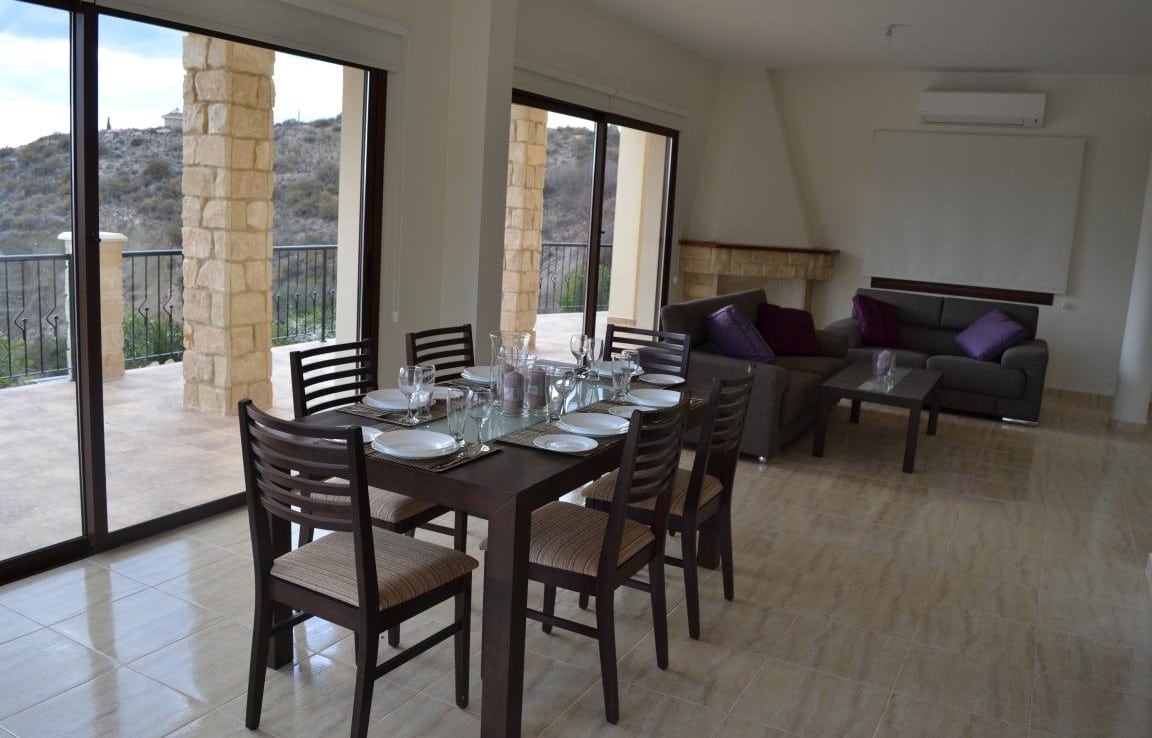 Villa in a traditional Cypriot village next to the sea 5